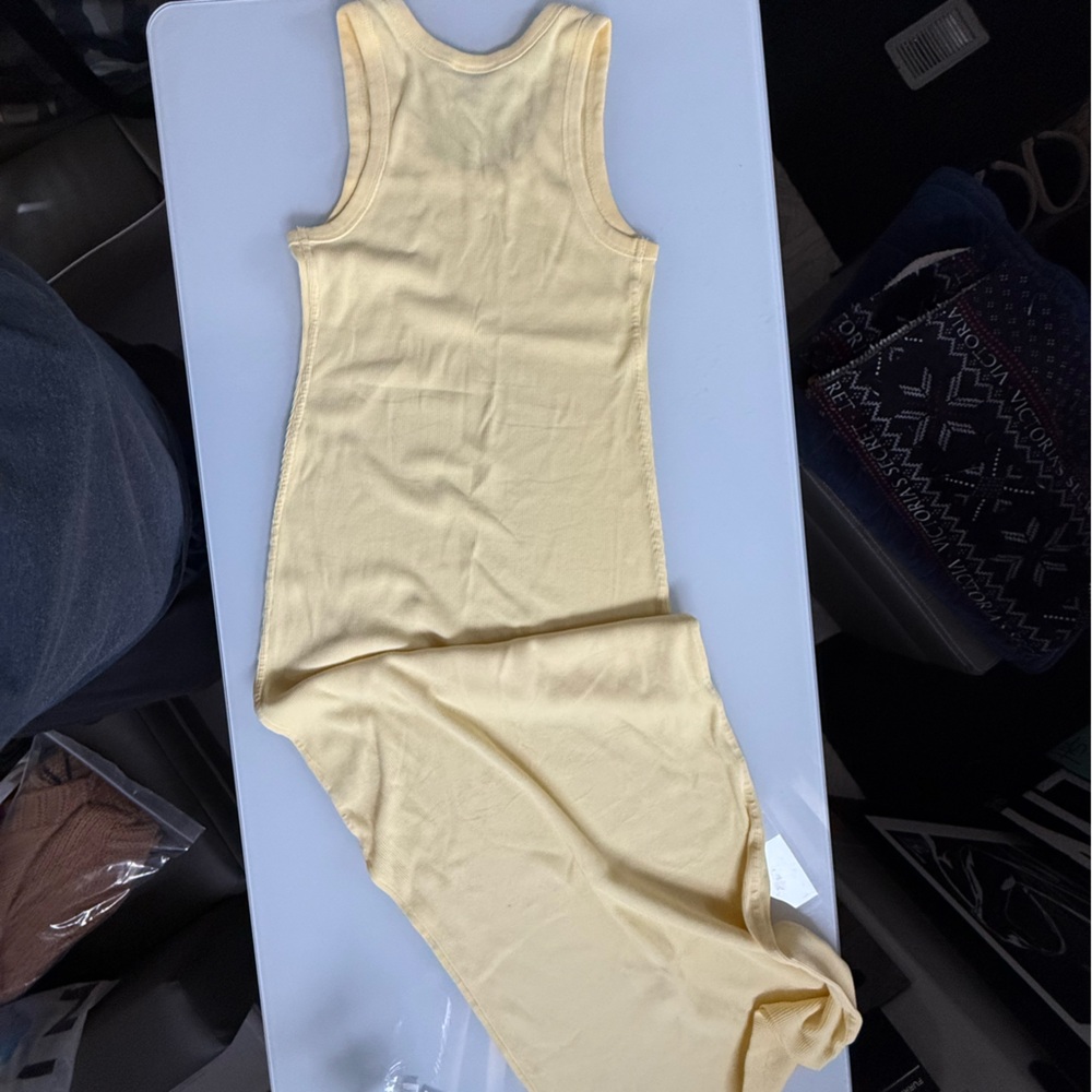 Universal Thread Soft Yellow Ribbed Tank - Picture 3 of 7